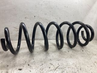 bontott VW GOLF V Hátsó Rugó