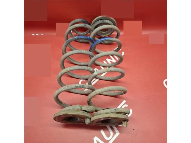 bontott VW GOLF V Hátsó Rugó