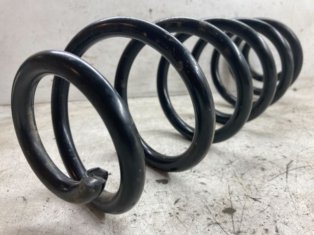 bontott VW GOLF V Hátsó Rugó