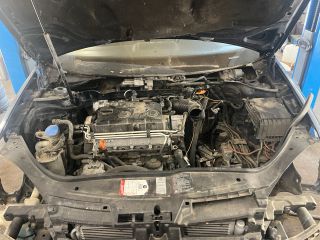 bontott VW GOLF V Hengerfej