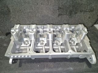 bontott VW GOLF V Hengerfej