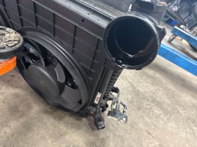 bontott VW GOLF V Hűtő Ventilátor(ok), Radiátor(ok) Szett