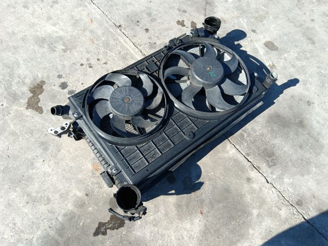 bontott VW GOLF V Hűtő Ventilátor(ok), Radiátor(ok) Szett