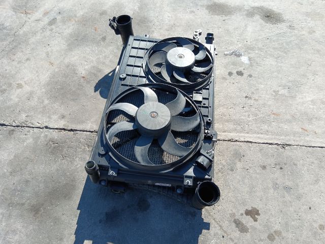 bontott VW GOLF V Hűtő Ventilátor(ok), Radiátor(ok) Szett