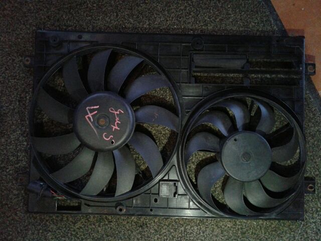 bontott VW GOLF V Hűtőventilátor Keret