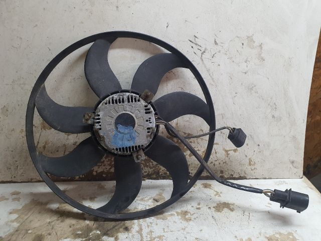 bontott VW GOLF V Hűtőventilátor