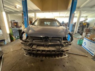 bontott VW GOLF V Jobb első Rugó