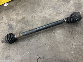 bontott VW GOLF V Jobb Féltengely