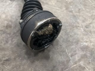 bontott VW GOLF V Jobb Féltengely