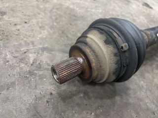 bontott VW GOLF V Jobb Féltengely