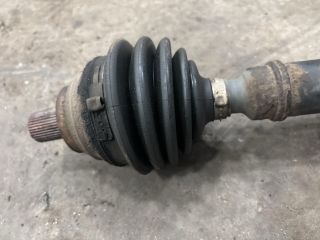 bontott VW GOLF V Jobb Féltengely