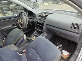 bontott VW GOLF V Kilométeróra