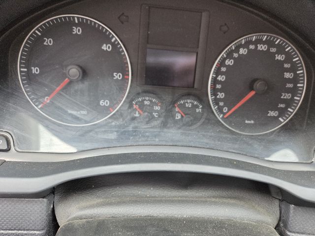 bontott VW GOLF V Kilométeróra