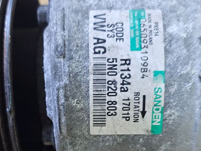 bontott VW GOLF V Klímakompresszor