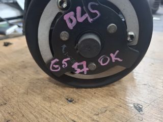 bontott VW GOLF V Klímakompresszor