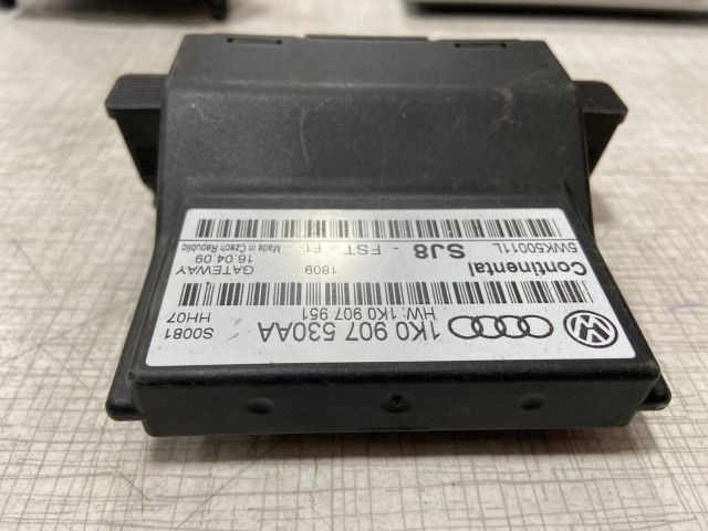 bontott VW GOLF V Komfort Elektronika