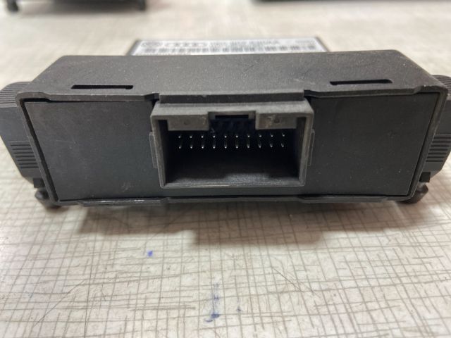 bontott VW GOLF V Komfort Elektronika