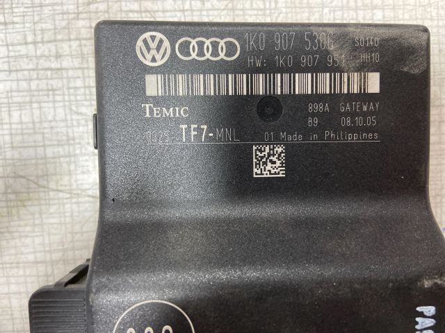 bontott VW GOLF V Komfort Elektronika