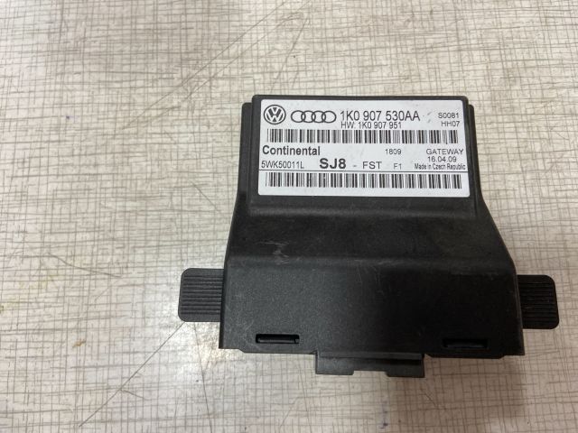 bontott VW GOLF V Komfort Elektronika