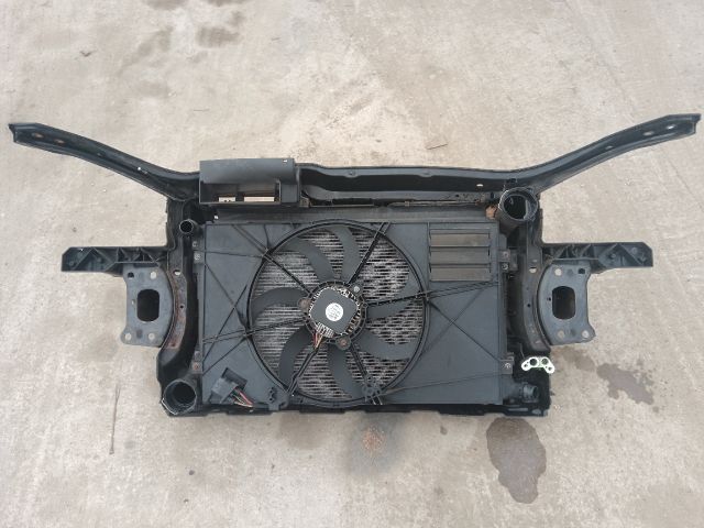 bontott VW GOLF V Komplett Homlokfal (Részeivel)