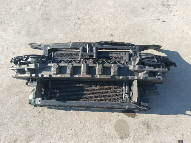 bontott VW GOLF V Komplett Homlokfal (Részeivel)