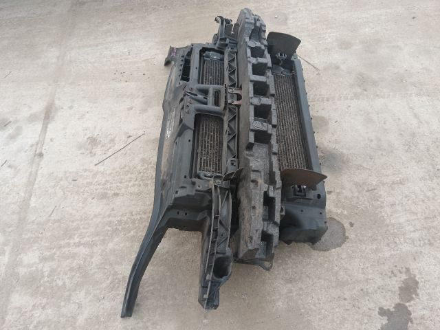 bontott VW GOLF V Komplett Homlokfal (Részeivel)