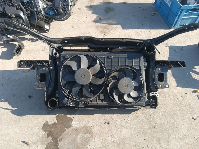 bontott VW GOLF V Komplett Homlokfal (Részeivel)