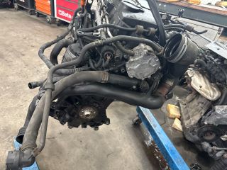 bontott VW GOLF V Komplett Motor (Segédberendezésekkel)