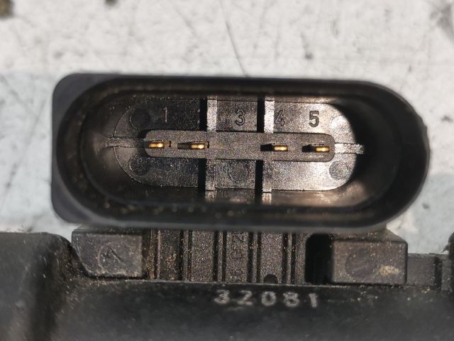 bontott VW GOLF V Kuplung Munkahenger