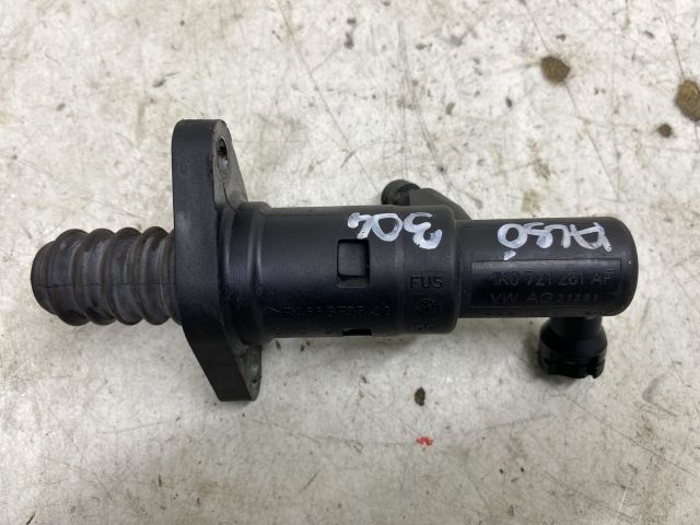 bontott VW GOLF V Kuplung Munkahenger