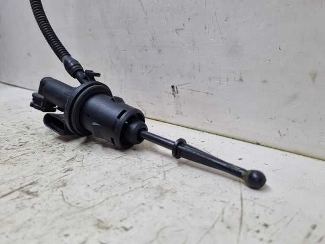 bontott VW GOLF V Kuplung Munkahenger