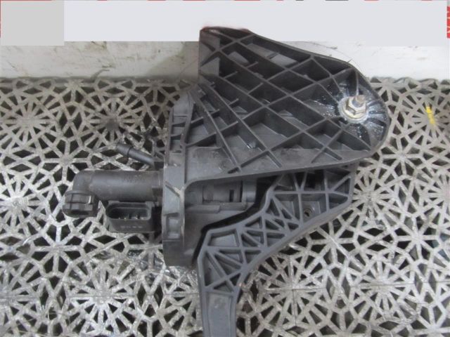 bontott VW GOLF V Kuplung Munkahenger