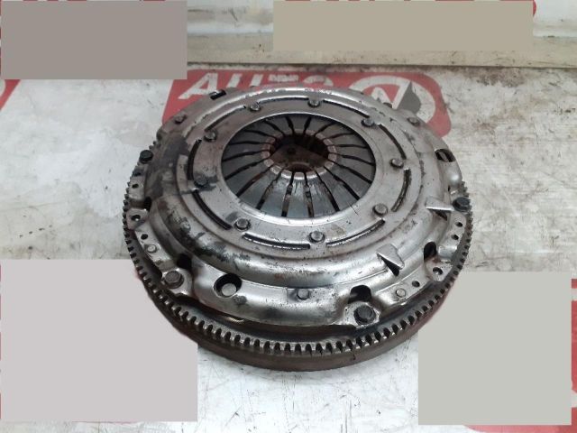 bontott VW GOLF V Kuplung Szett (Szerkezet, Tárcsa)