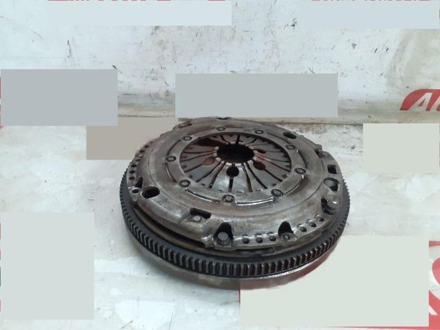 bontott VW GOLF V Kuplung Szett (Szerkezet, Tárcsa)