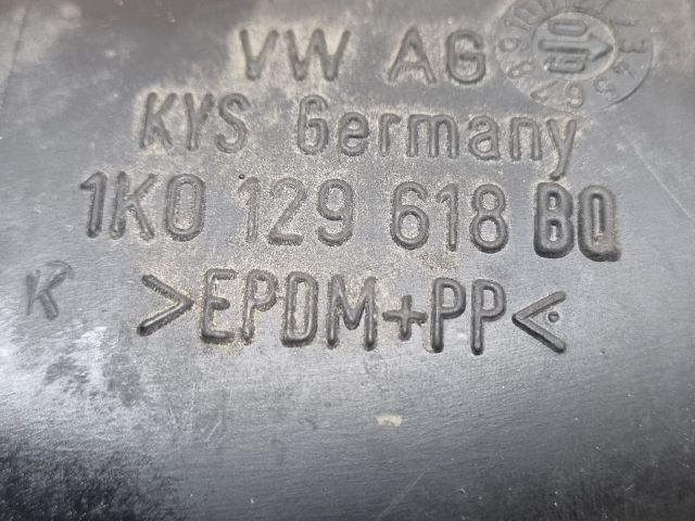 bontott VW GOLF V Légbeömlő Cső