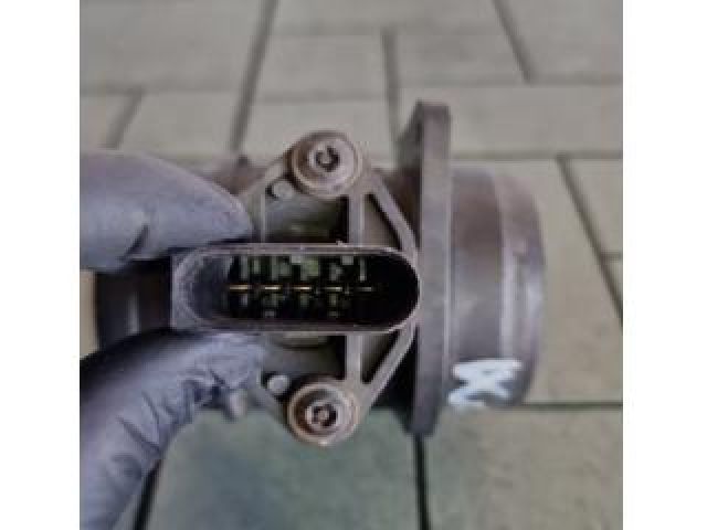 bontott VW GOLF V Légtömegmérő