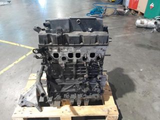 bontott VW GOLF V Motor (Fűzött blokk hengerfejjel)