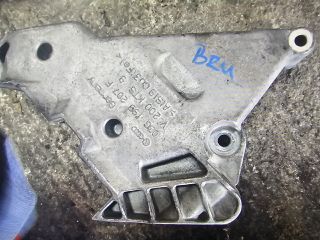 bontott VW GOLF V Motor Tartó Bak Jobb