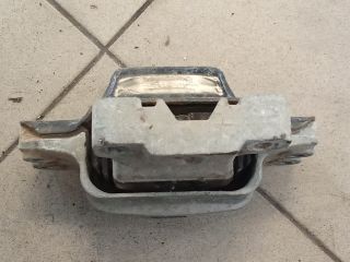 bontott VW GOLF V Motor Tartó Bak (Pozíciófüggetlen)