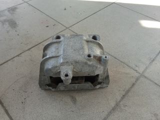 bontott VW GOLF V Motor Tartó Bak (Pozíciófüggetlen)