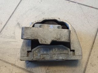 bontott VW GOLF V Motor Tartó Bak (Pozíciófüggetlen)