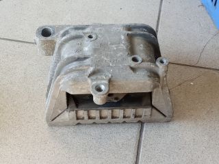 bontott VW GOLF V Motor Tartó Bak (Pozíciófüggetlen)