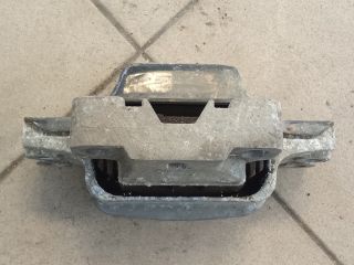 bontott VW GOLF V Motor Tartó Bak (Pozíciófüggetlen)