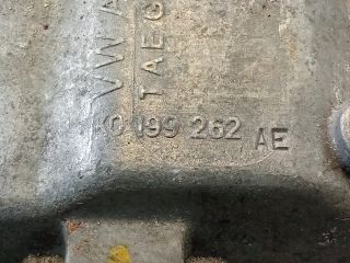 bontott VW GOLF V Motor Tartó Bak (Pozíciófüggetlen)