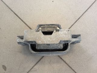 bontott VW GOLF V Motor Tartó Bak (Pozíciófüggetlen)