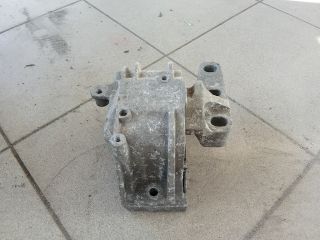 bontott VW GOLF V Motor Tartó Bak (Pozíciófüggetlen)