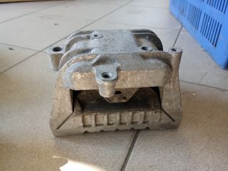 bontott VW GOLF V Motor Tartó Bak (Pozíciófüggetlen)