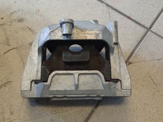 bontott VW GOLF V Motor Tartó Bak (Pozíciófüggetlen)