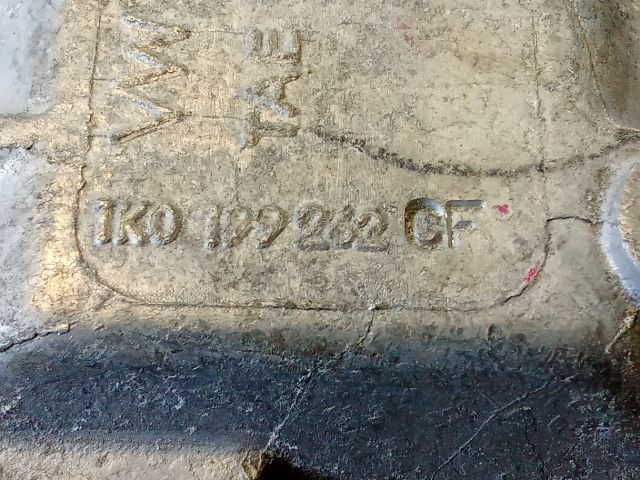 bontott VW GOLF V Motor Tartó Bak (Pozíciófüggetlen)