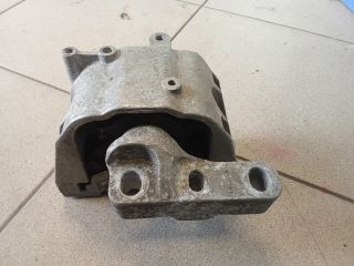 bontott VW GOLF V Motor Tartó Bak (Pozíciófüggetlen)